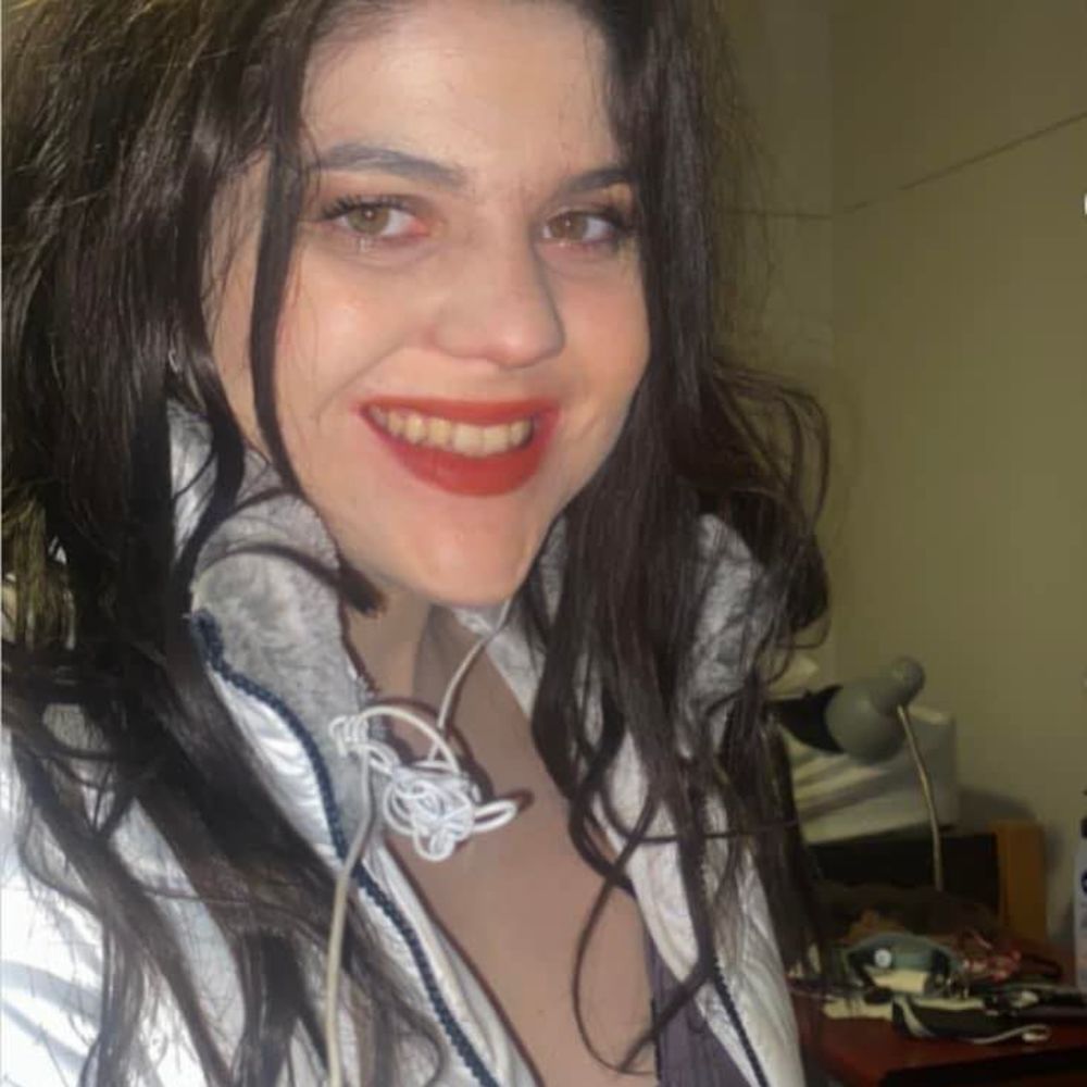 Meet your Posher, Caroline